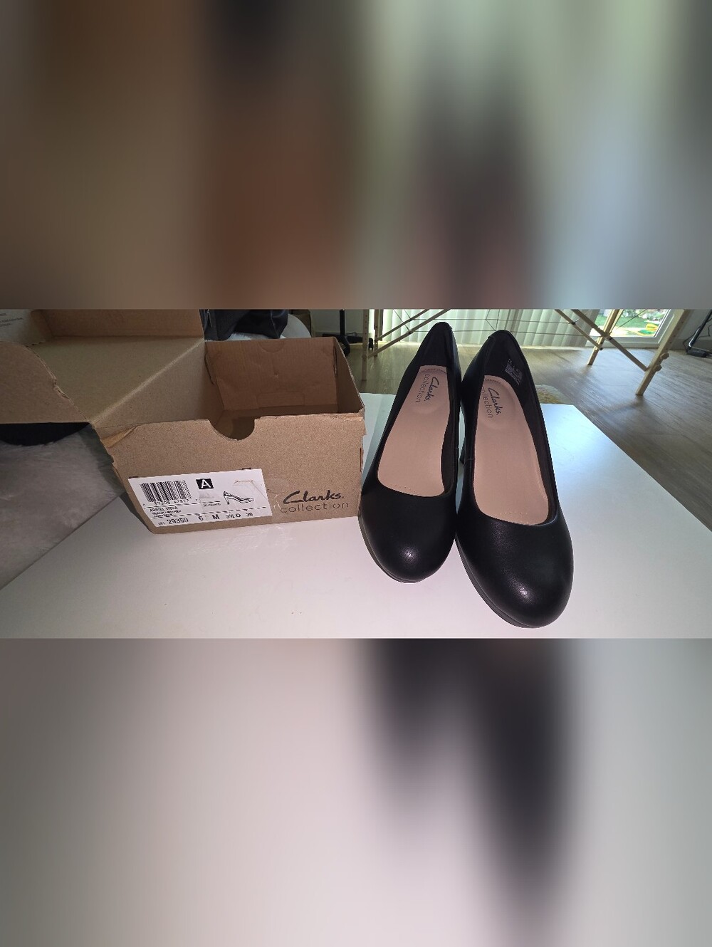 Clarks Black Round-Toe Dress Pumps